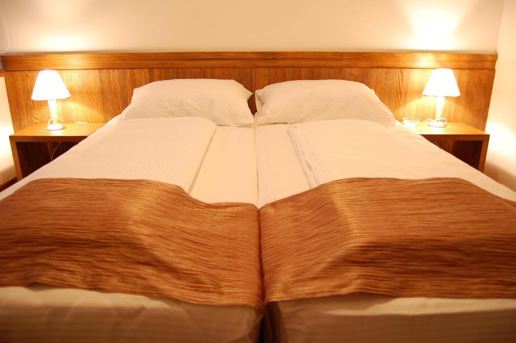 Garni Hotel Konak SJJ Cameră foto